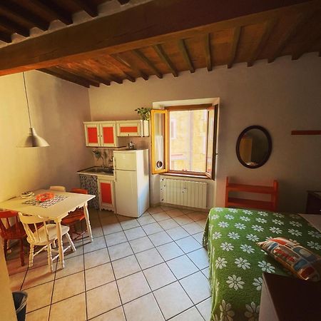 كاستاجنيتو كاردوتشي Anitta Guesthouse المظهر الخارجي الصورة